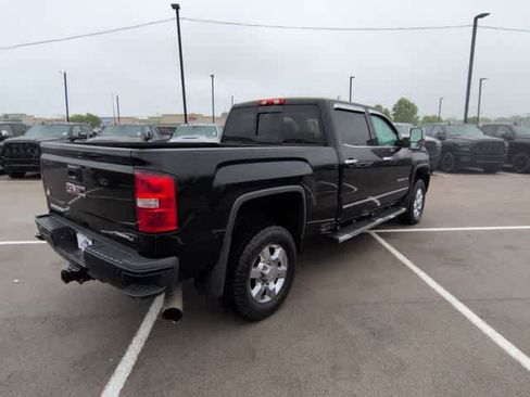 Used 2019 GMC Sierra 3500 Denali w/ Duramax Plus Package AWD/4WD image 8