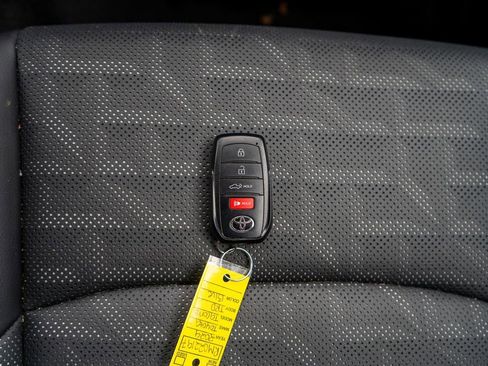 Certified 2024 Toyota Tacoma TRD Off-Road w/ TRD Off Road Premium Package image 34