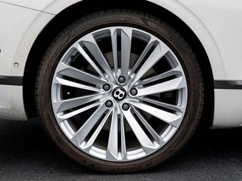 Certified 2025 Bentley Continental GT Speed AWD/4WD image 39