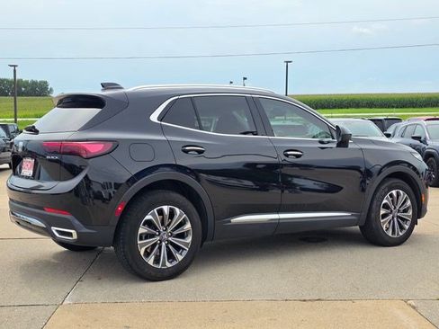 Used 2024 Buick Envision Preferred AWD/4WD image 8