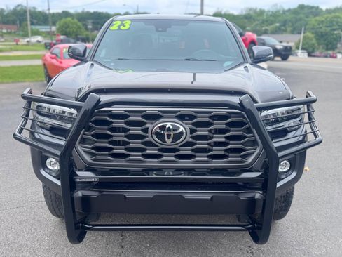 Used 2023 Toyota Tacoma TRD Off-Road AWD/4WD image 8