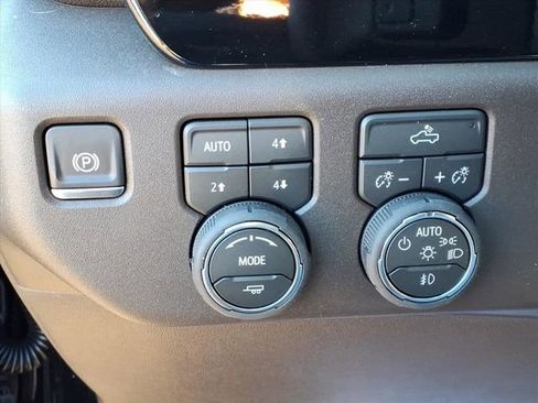 New 2026 Chevrolet Silverado 1500 LT Trail Boss w/ LPO, Dark Essentials Package image 11