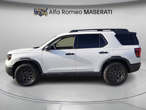 Used 2026 Honda Passport TrailSport Elite image 3