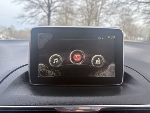 Used 2015 MAZDA MAZDA3 s Grand Touring image 31