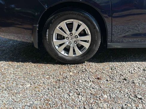 Used 2015 Honda Odyssey EX image 19