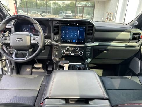Used 2025 Ford F150 Raptor AWD/4WD image 17