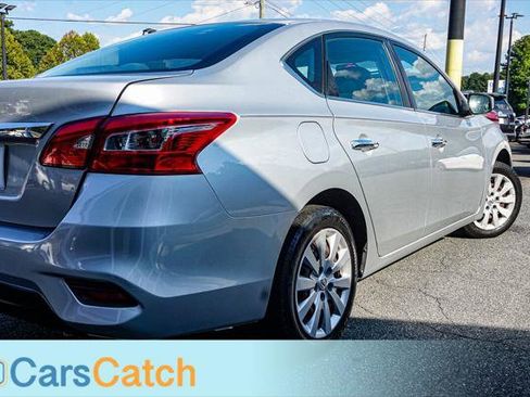 Used 2019 Nissan Sentra S image 6