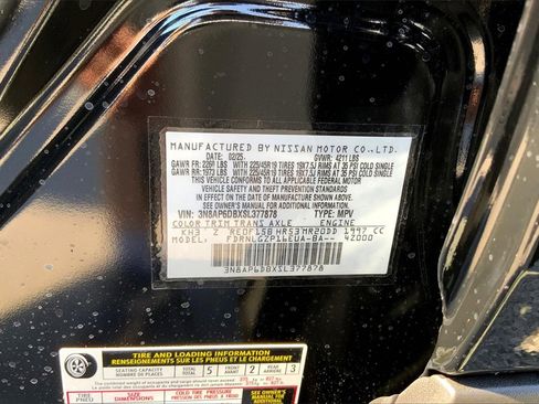 New 2025 Nissan Kicks SR image 13