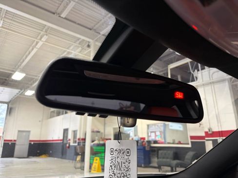 Used 2019 BMW 430i xDrive Coupe w/ M Sport Package image 40