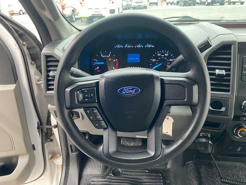 Used 2017 Ford F550 2WD Regular Cab Super Duty w/ XL Value Package image 11