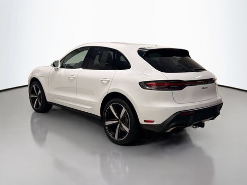 Used 2026 Porsche Macan AWD/4WD image 3