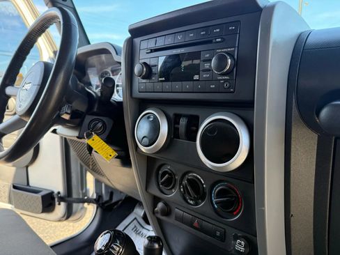 Used 2008 Jeep Wrangler Sahara w/ PWR Convenience Group image 22