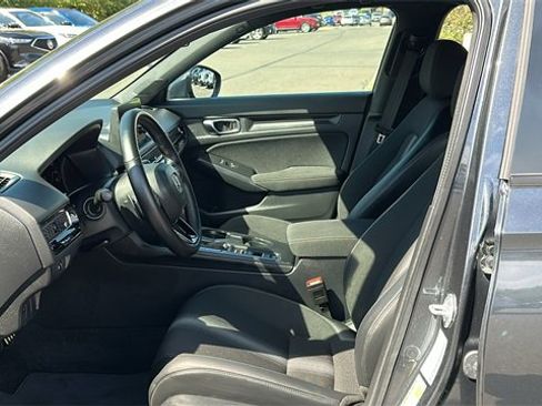 Used 2025 Honda Civic Sport image 10