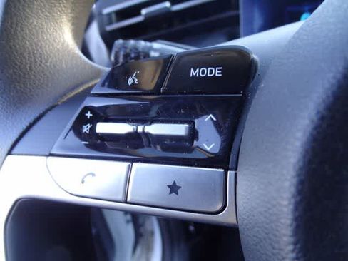 Used 2024 Hyundai Tucson SEL FWD image 18