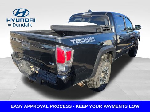 Used 2020 Toyota Tacoma TRD Off-Road w/ Technology Package image 2