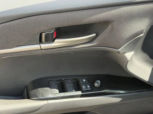 Used 2025 Toyota Camry LE FWD image 6