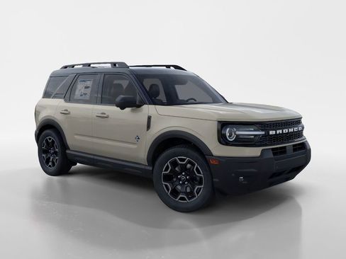 New 2025 Ford Bronco Sport Outer Banks w/ Outer Banks Tech Package+ image 32