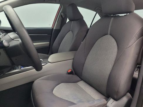Used 2023 Toyota Camry LE image 17