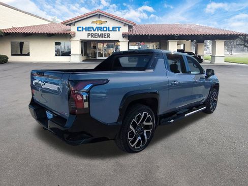 New 2025 Chevrolet Silverado EV RST image 8