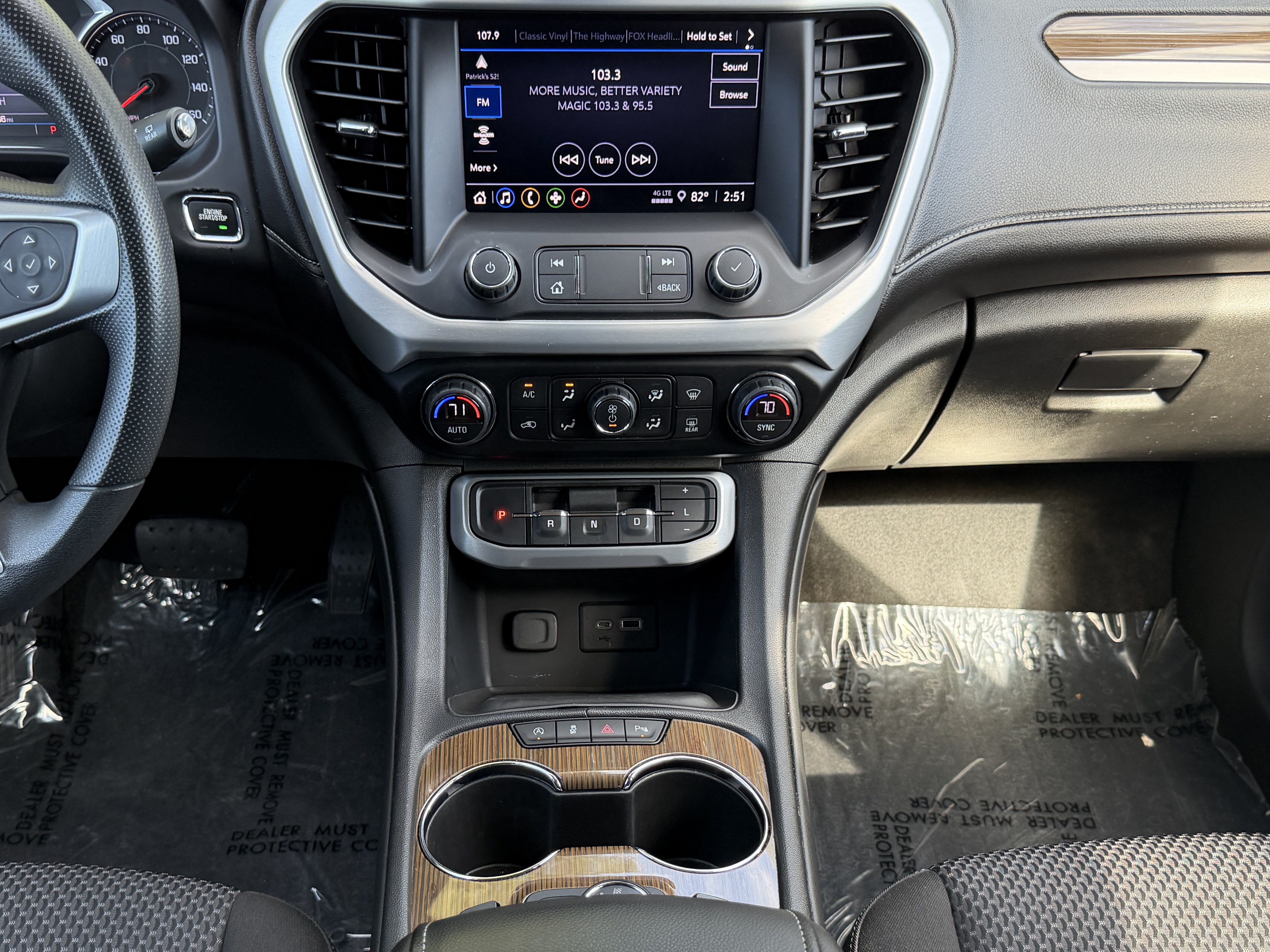Used 2021 GMC Acadia SLE w/ Driver Convenience Package FWD image 23