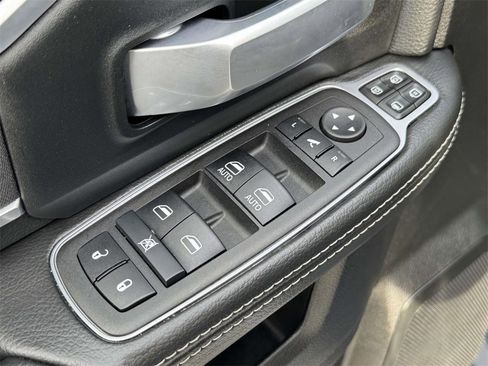 Used 2024 RAM 2500 Big Horn w/ Safety Group image 26