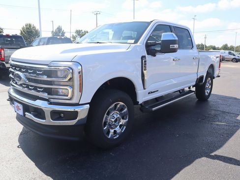 New 2026 Ford F250 Lariat w/ Chrome Package image 11