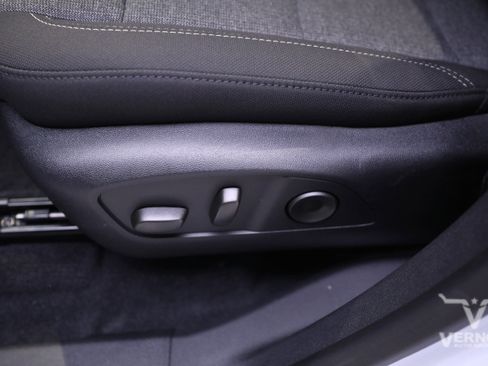 New 2026 GMC Acadia Elevation image 14