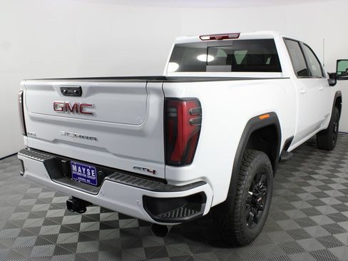 New 2026 GMC Sierra 3500 AT4 w/ Technology Package AWD/4WD image 30