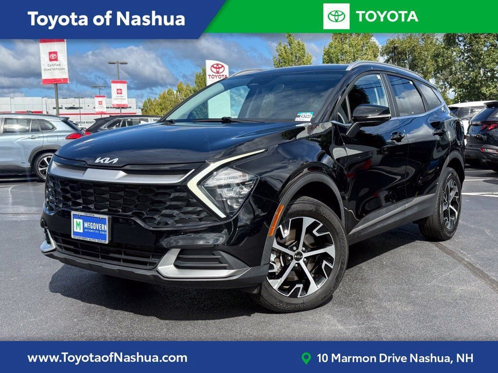 Used 2023 Kia Sportage EX AWD/4WD image 1