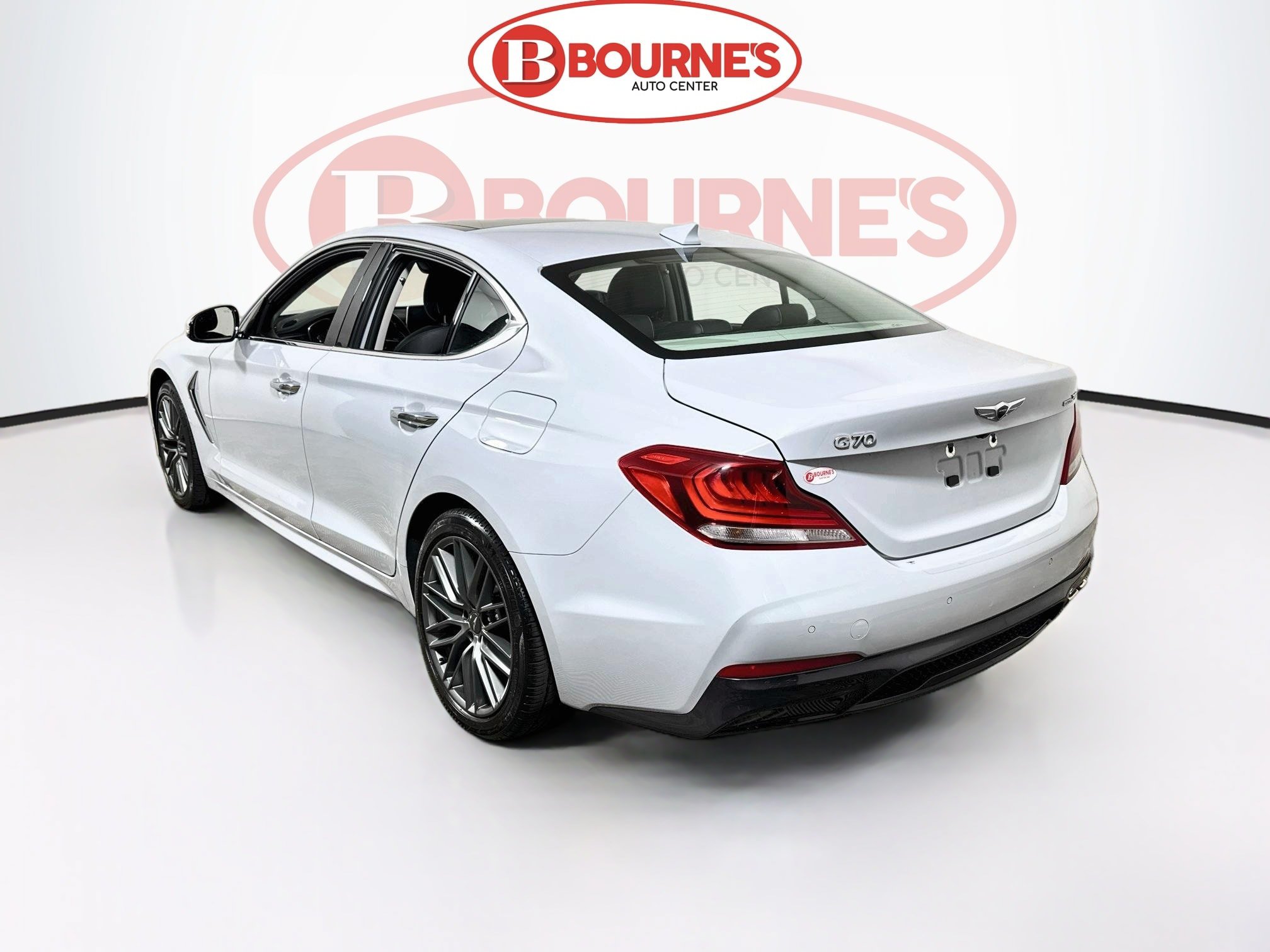 Used 2019 Genesis G70 2.0T Advanced w/ Elite Package AWD/4WD image 10