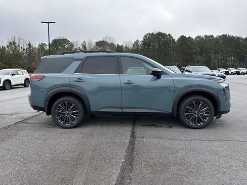 New 2026 Nissan Pathfinder SL AWD/4WD image 9