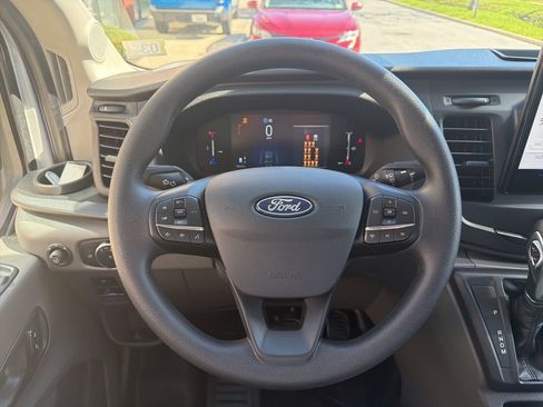 New 2026 Ford Transit 350 148 Medium Roof Wagon AWD image 29