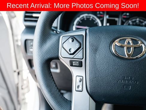 Certified 2022 Toyota 4Runner Limited AWD/4WD image 16