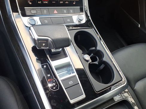 Used 2022 Audi Q7 Premium Plus w/ Premium Plus Package image 11