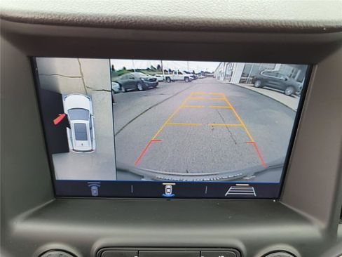 Used 2018 GMC Terrain Denali w/ Advanced Safety Package AWD/4WD image 30