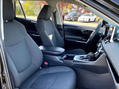 Certified 2024 Toyota RAV4 LE image 8