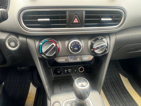 Used 2021 Hyundai Kona SEL Plus FWD image 25