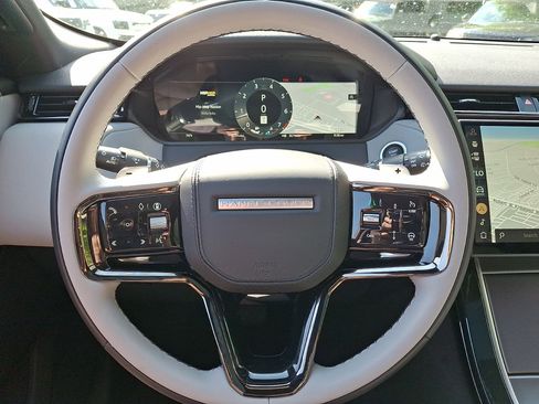 Certified 2026 Land Rover Range Rover Velar S AWD/4WD image 20