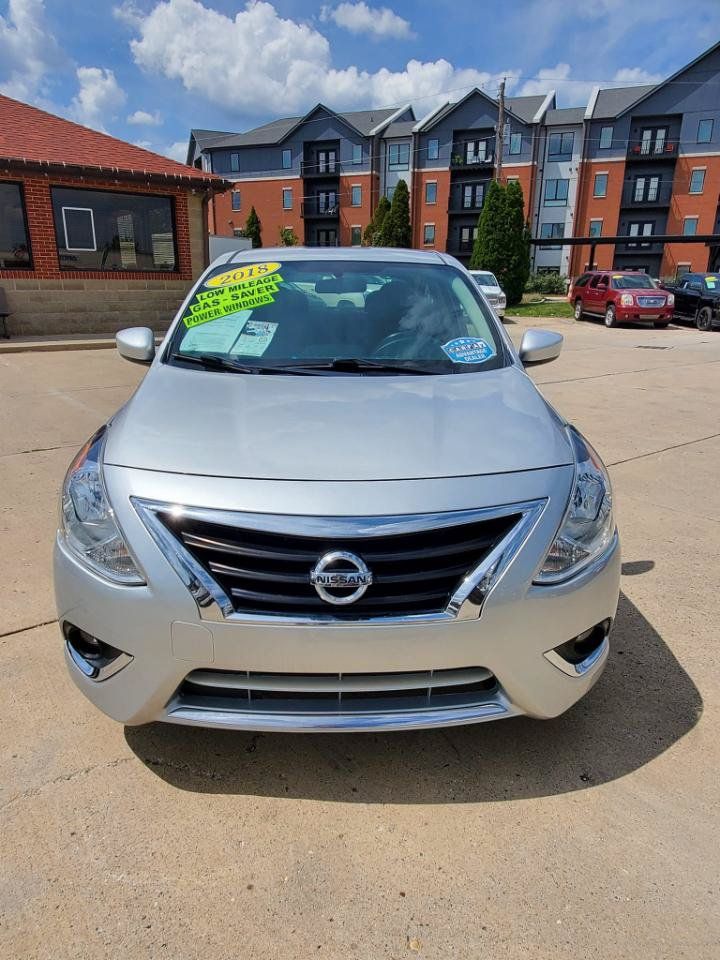 Used 2018 Nissan Versa SV w/ SV Special Edition Package FWD image 2