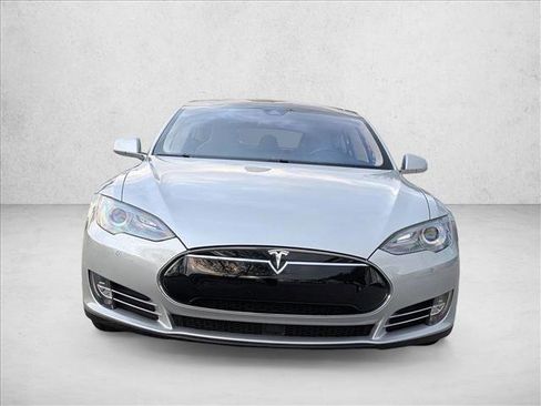 Used 2015 Tesla Model S 85D image 2