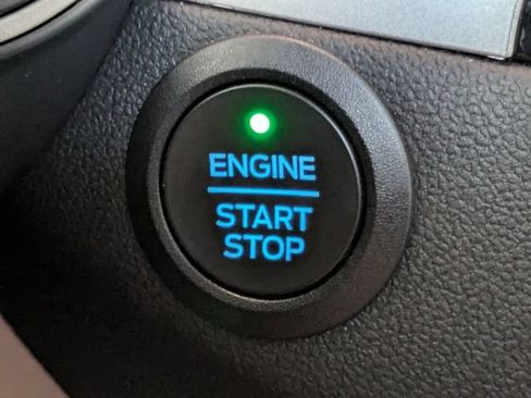 Used 2022 Ford Escape SE FWD image 26