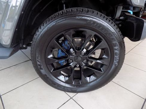 Certified 2022 Jeep Wrangler Unlimited Sahara AWD/4WD image 11