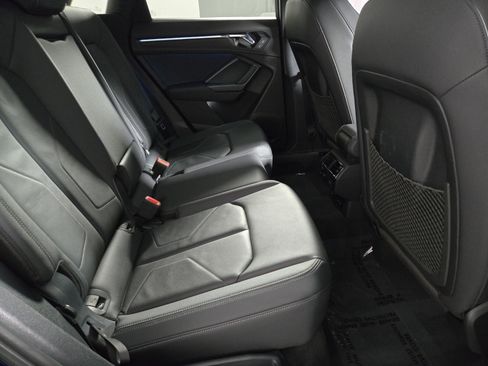 Used 2022 Audi Q3 2.0T Premium Plus w/ Premium Plus Package image 18