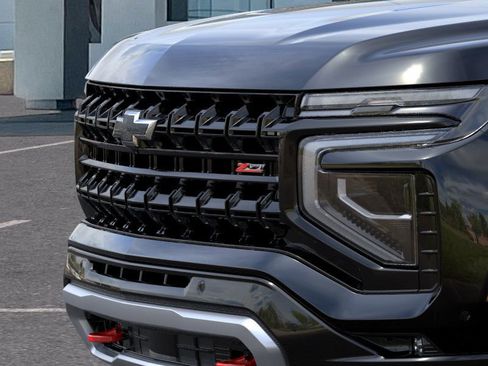 New 2026 Chevrolet Suburban Z71 image 13