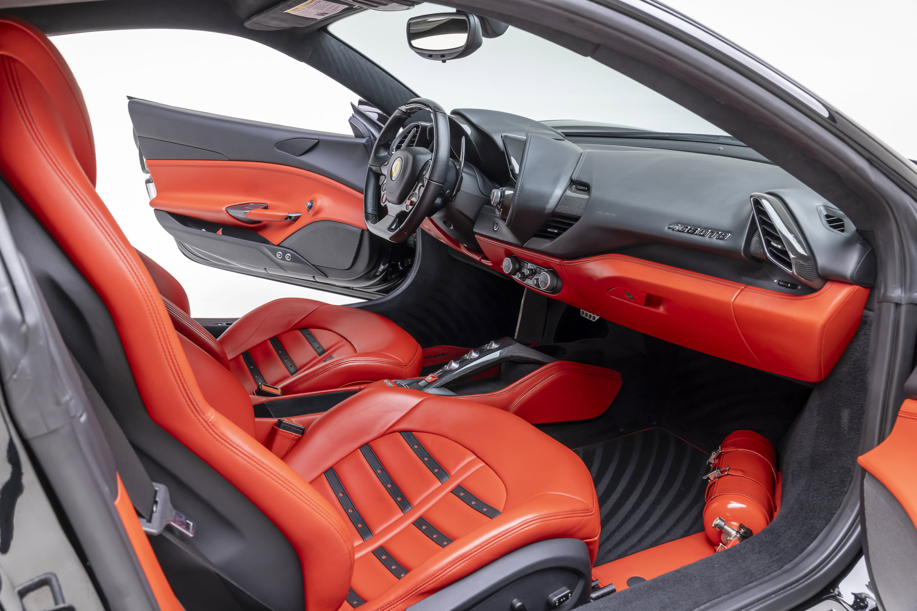 Certified 2018 Ferrari 488 GTB RWD image 43