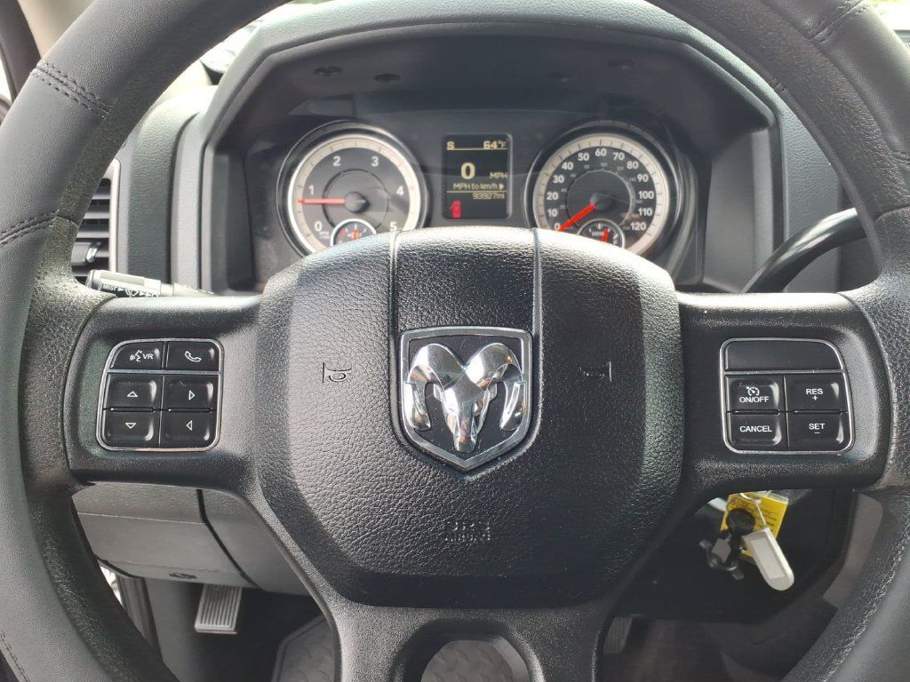 Used 2018 RAM 3500 Tradesman w/ Chrome Appearance Group AWD/4WD image 5