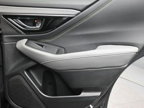 Certified 2025 Subaru Outback Onyx Edition image 14