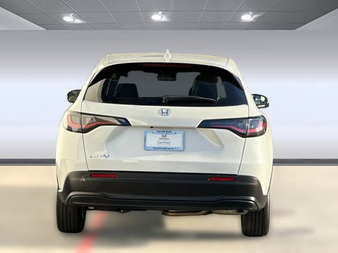 Certified 2023 Honda HR-V LX image 10