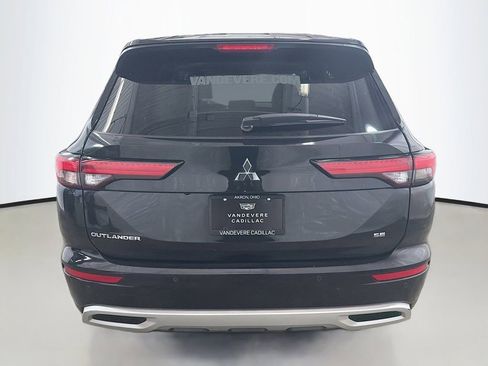 Used 2024 Mitsubishi Outlander SE Black Edition FWD image 9