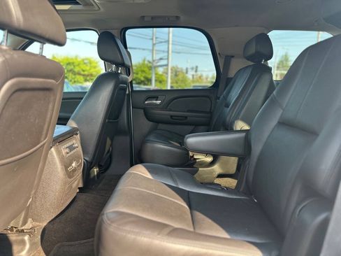Used 2007 GMC Yukon SLT w/ SLT Preferred Equipment Group RWD image 20